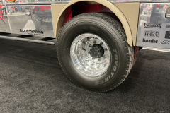 chevrolet-6500-flatbed-truck-10-www.dieselarmy.com