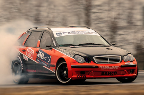 Video: Sideways In A Benz; Smoking Tires And Blowing Smoke!