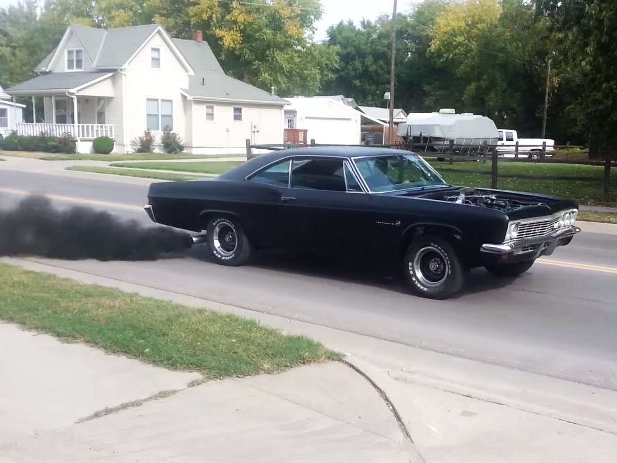 Video: Ridin’ In My 66 Impala Sippin Diesel and Roasting Some Tires