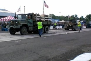 Truckwarz Video: Two Army Trucks Engage in Tug-A-Truck