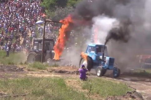 Video: Russian Tractor Racing - Diesel Spectacle!