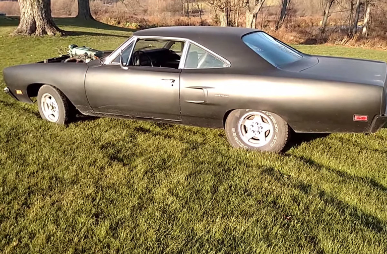 Video: Plymouth Road Runner Gets An Unlikely Heart Transplant