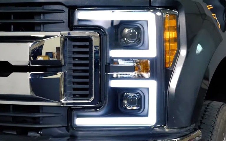 VIDEO: Anzo USA 2017-2019 Super Duty Projector Headlights Installed