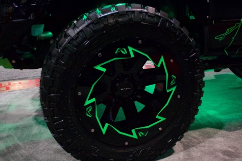 sema-2017-wheels-and-tires-from-the-sema-show-0010