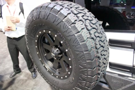 sema-2017-wheels-and-tires-from-the-sema-show-0019